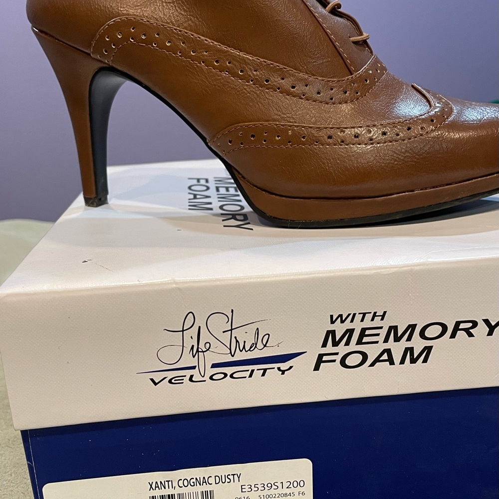 Life stride heels